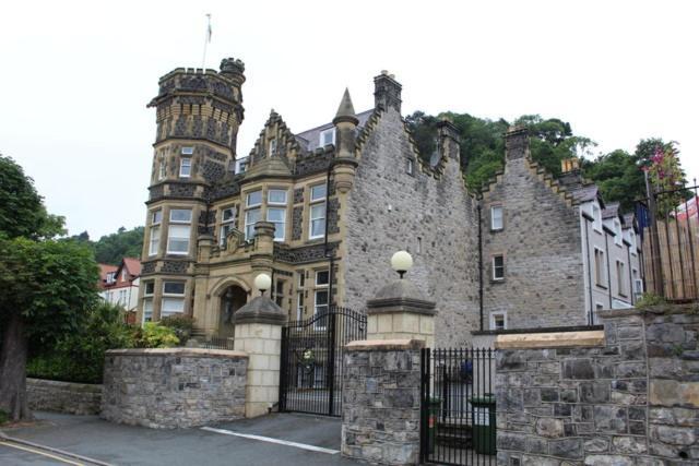 Bodlondeb Castle Bed & Breakfast { Central Llandudno} Exteriér fotografie