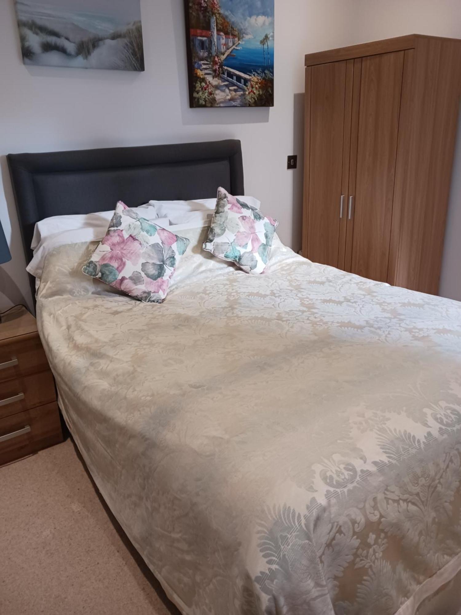 Bodlondeb Castle Bed & Breakfast { Central Llandudno} Exteriér fotografie